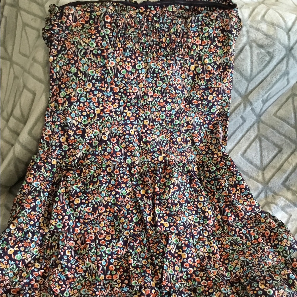 Express Strapless Ruffle Dress - Picture 2 of 3